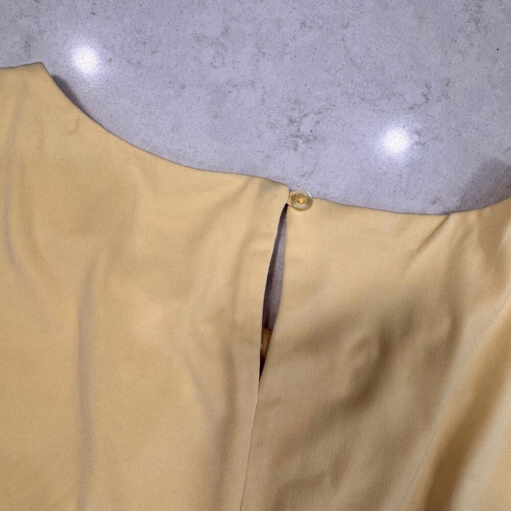 Calvin Klein Butter Yellow Sleeveless Pleated Blouse Women's 14 Quiet Luxury Top - Picture 9 of 16